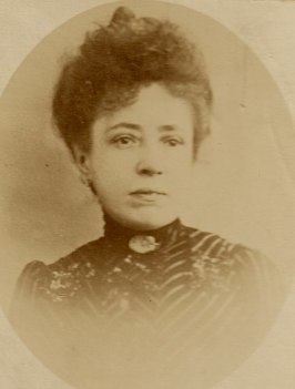 Victorine Renimel 1912